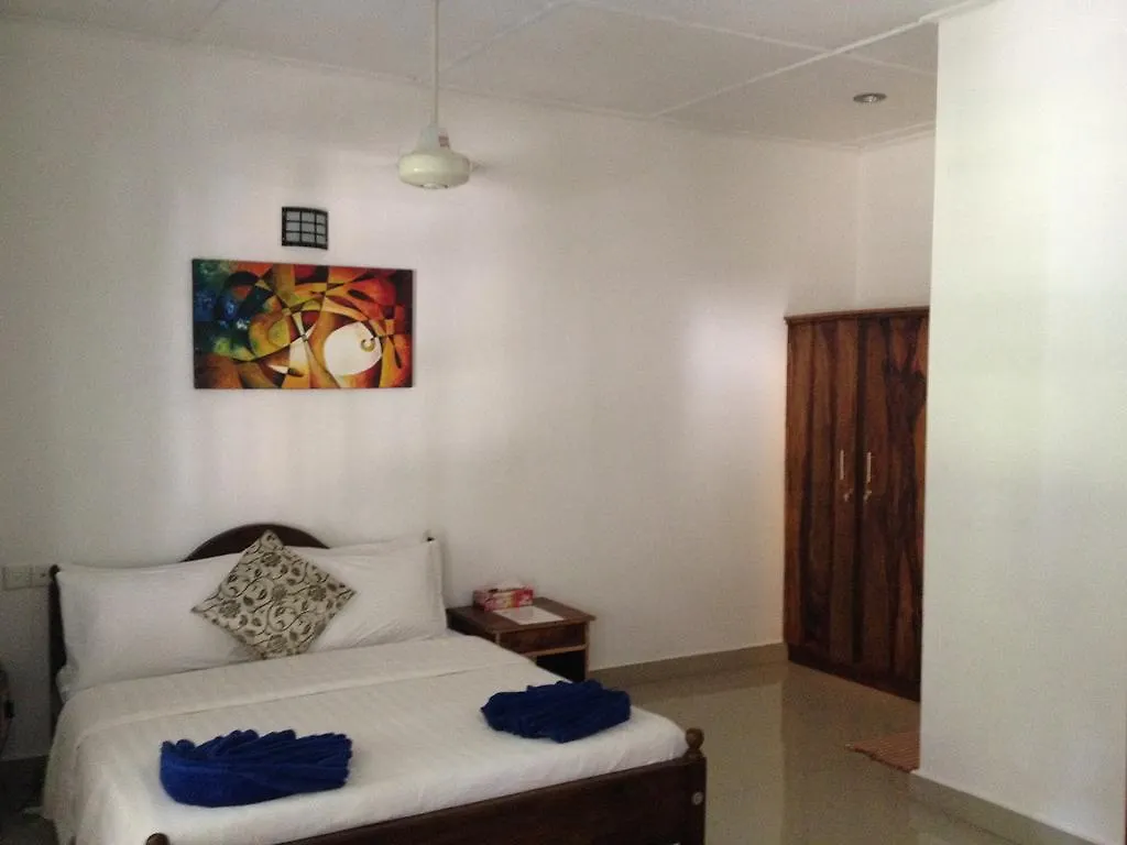 *** Pensjonat Hotel Fire Dragon Hideaway Negombo Sri Lanka