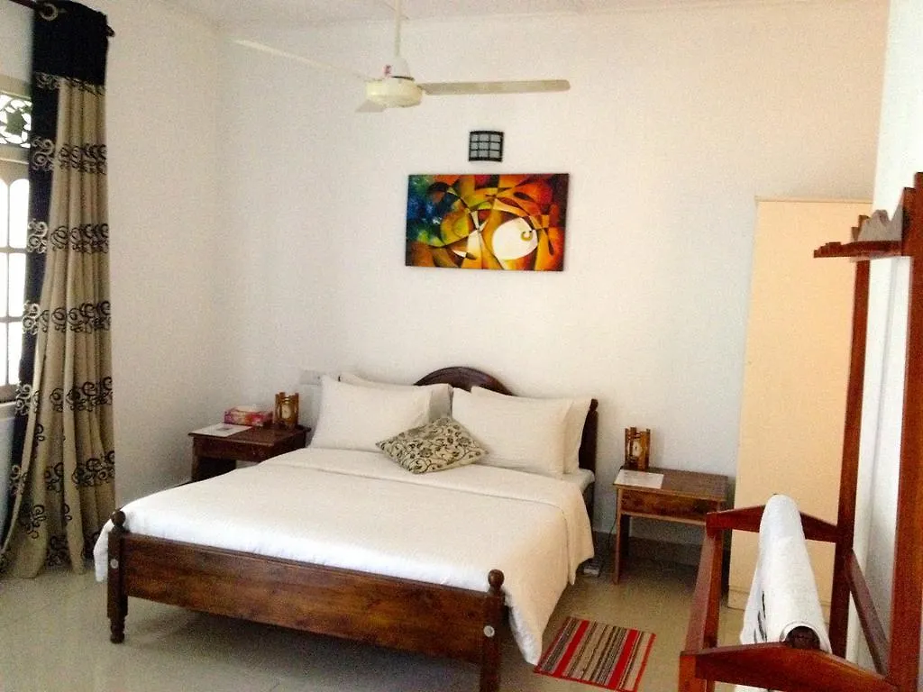 *** Pensjonat Hotel Fire Dragon Hideaway Negombo Sri Lanka