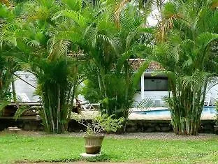 Hotel Fire Dragon Hideaway Negombo Pensjonat