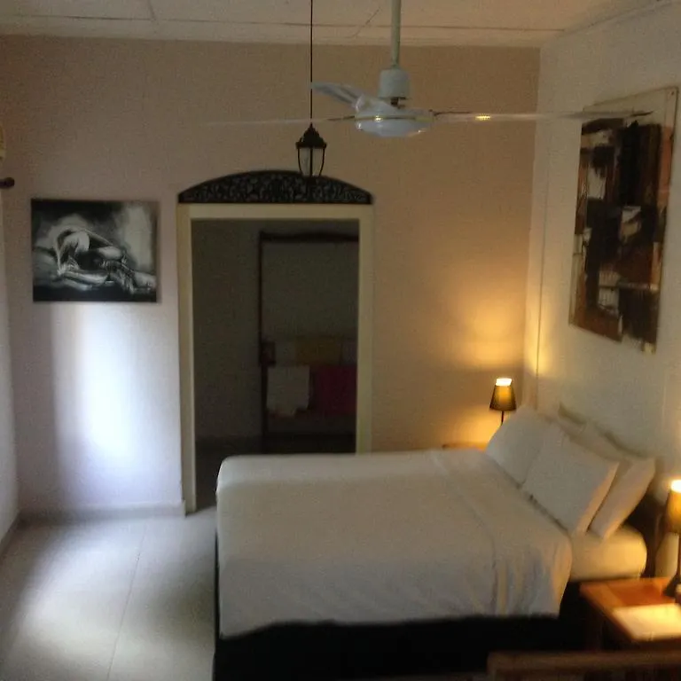 Hotel Fire Dragon Hideaway Negombo Sri Lanka